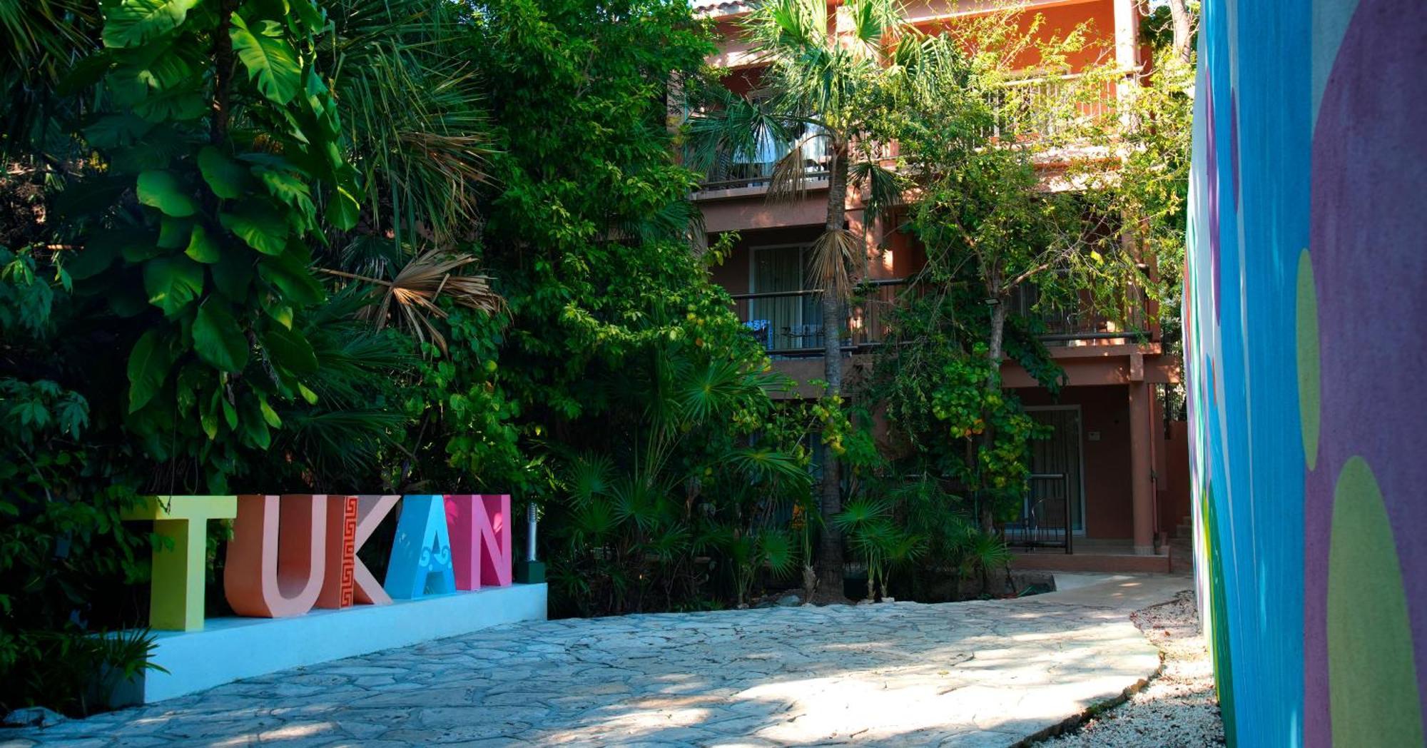Tukan Hotel Playa Del Carmen Buitenkant foto